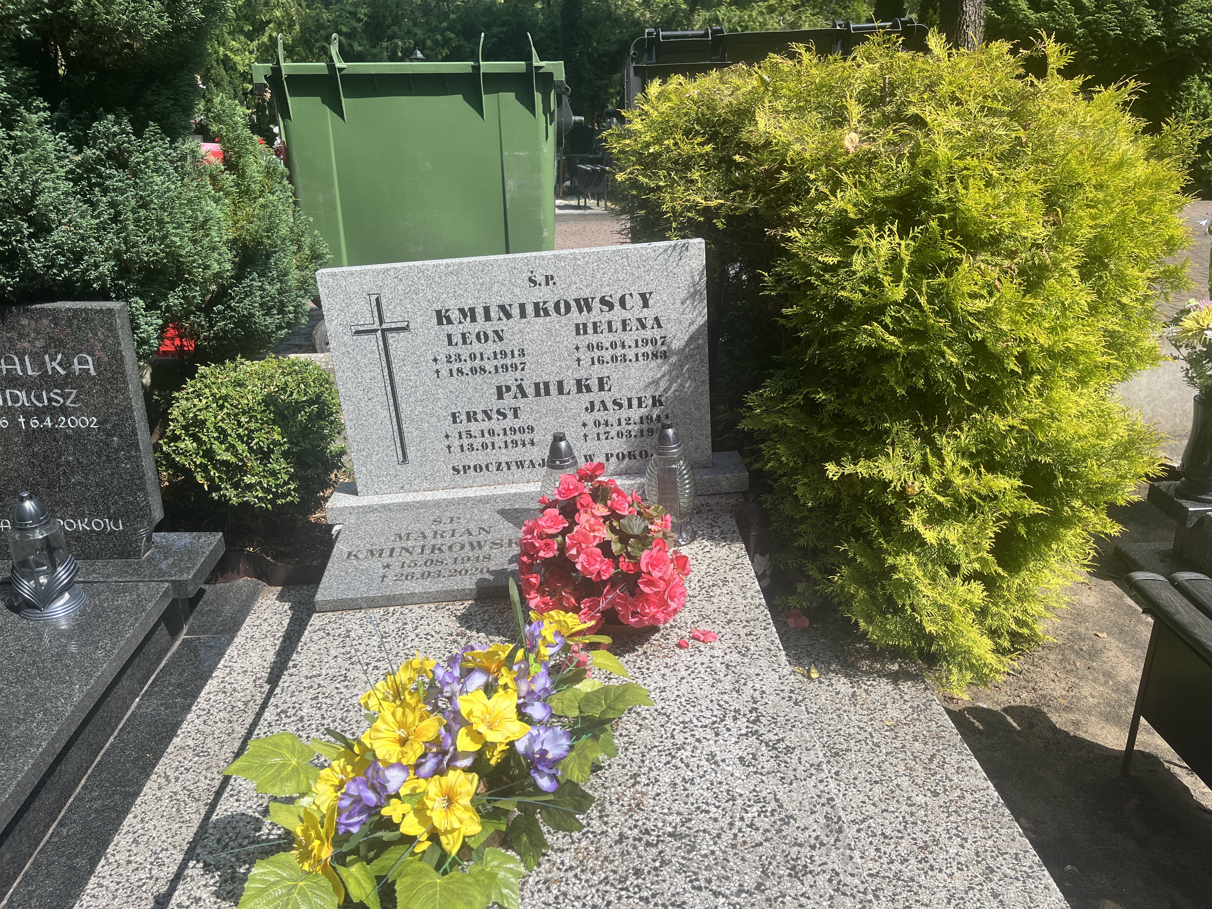 Marian Kminikowski 1948 Ustka - Grobonet - Wyszukiwarka osób pochowanych