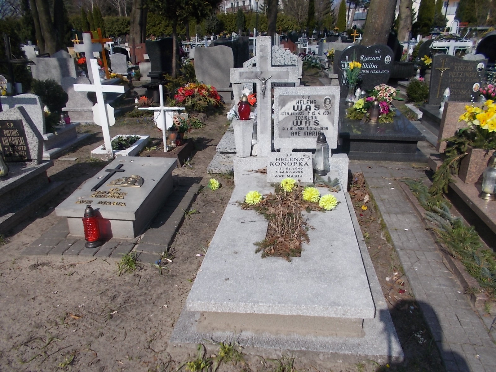 Grób Helena Konopka
