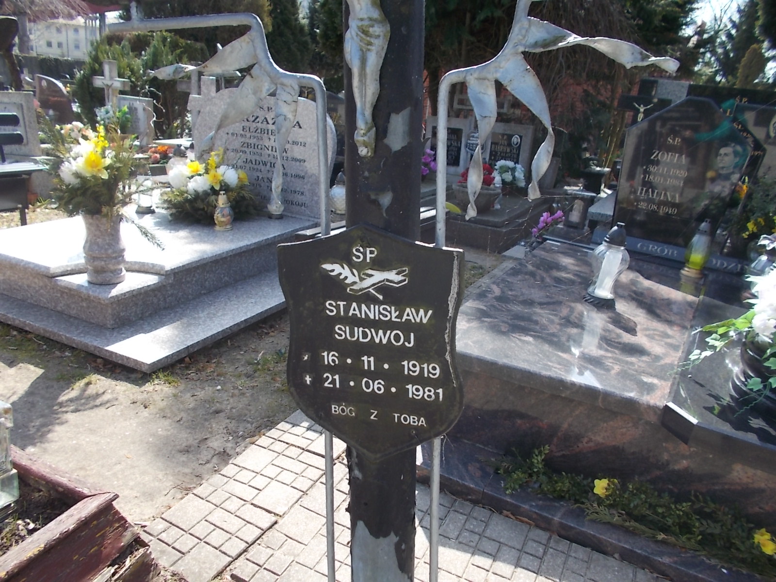 Andrzej Wiaderny 1956 Ustka - Grobonet - Wyszukiwarka osób pochowanych