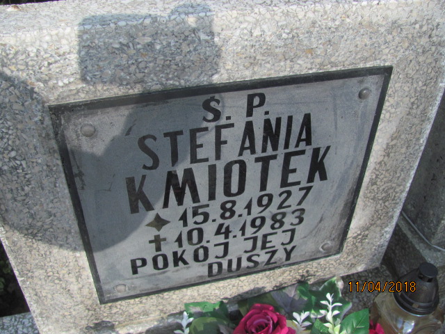Stefania Kmiotek 1927 Ustka - Grobonet - Wyszukiwarka osób pochowanych