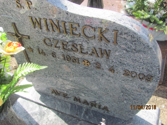 Urszula Winiecka 1933 Ustka - Grobonet - Wyszukiwarka osób pochowanych