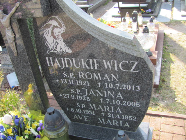 Roman Hajdukiewicz 1921 Ustka - Grobonet - Wyszukiwarka osób pochowanych