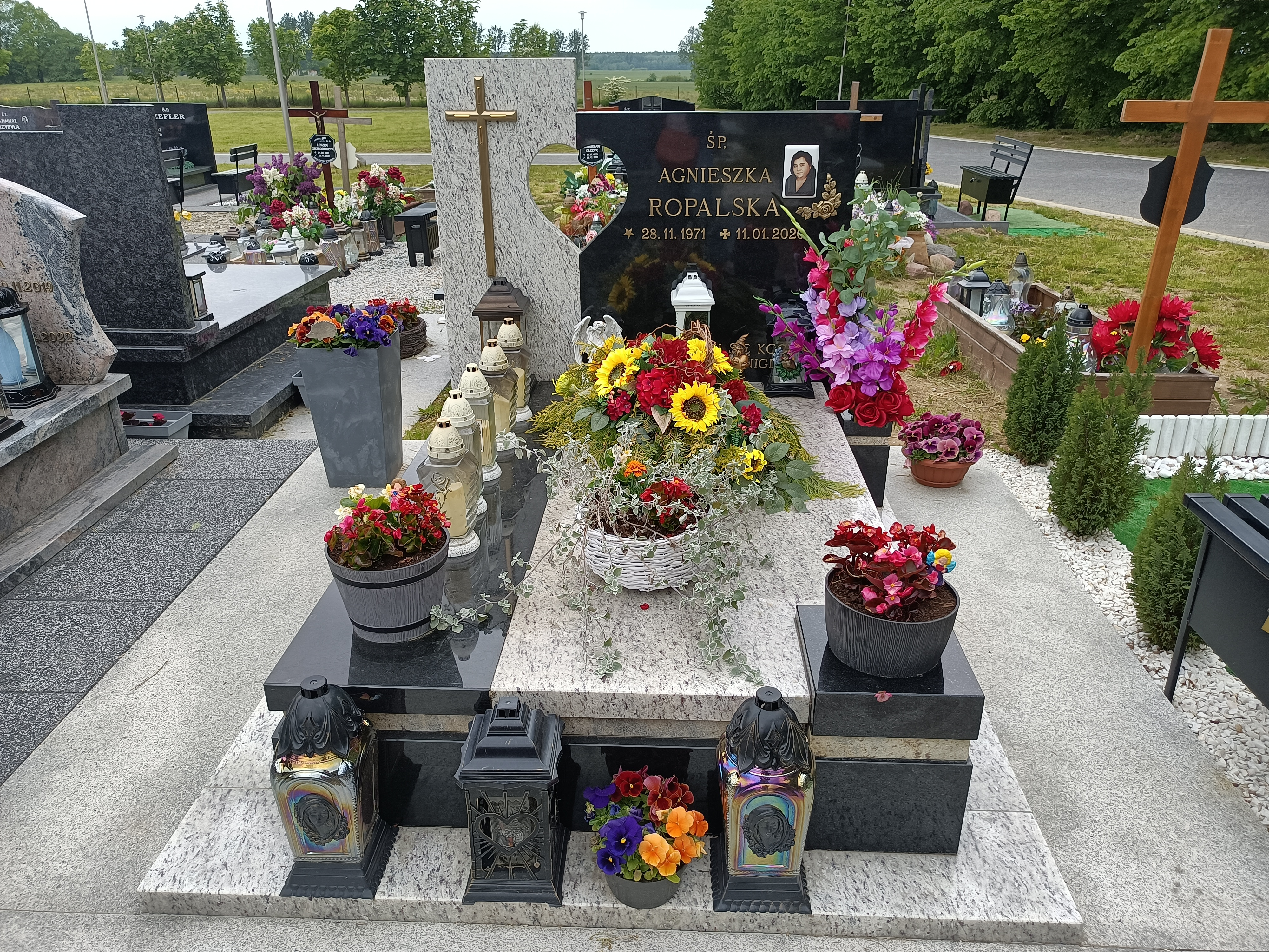 Grób Agnieszka Ropalska